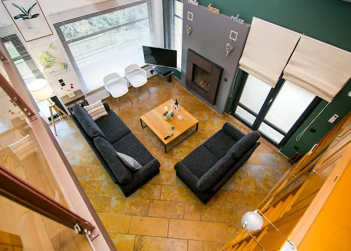 Villa Porgio Mountain View