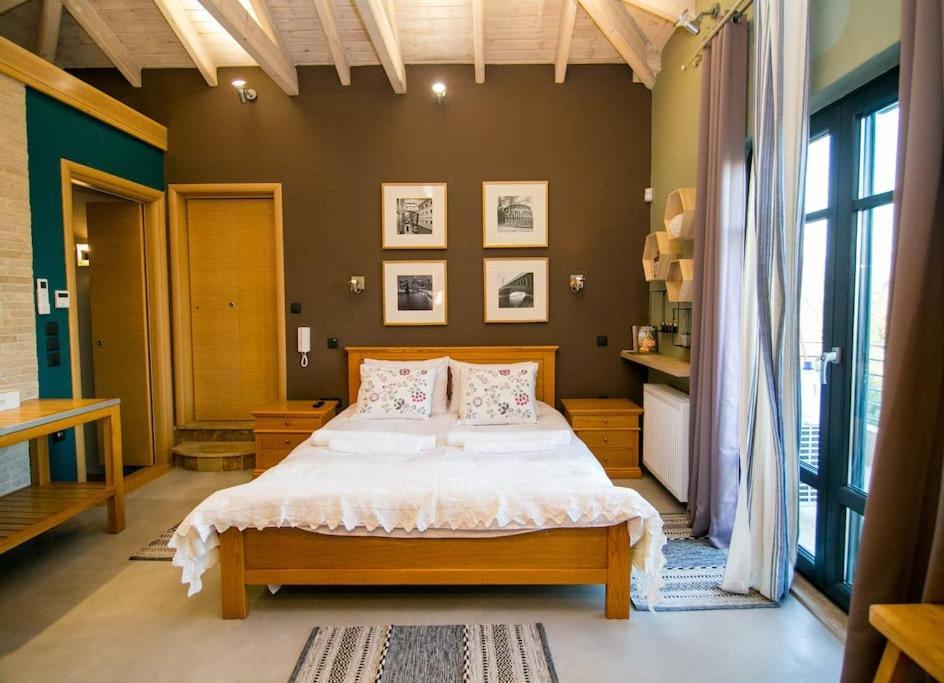 Porgio Mountain View Villa Serres